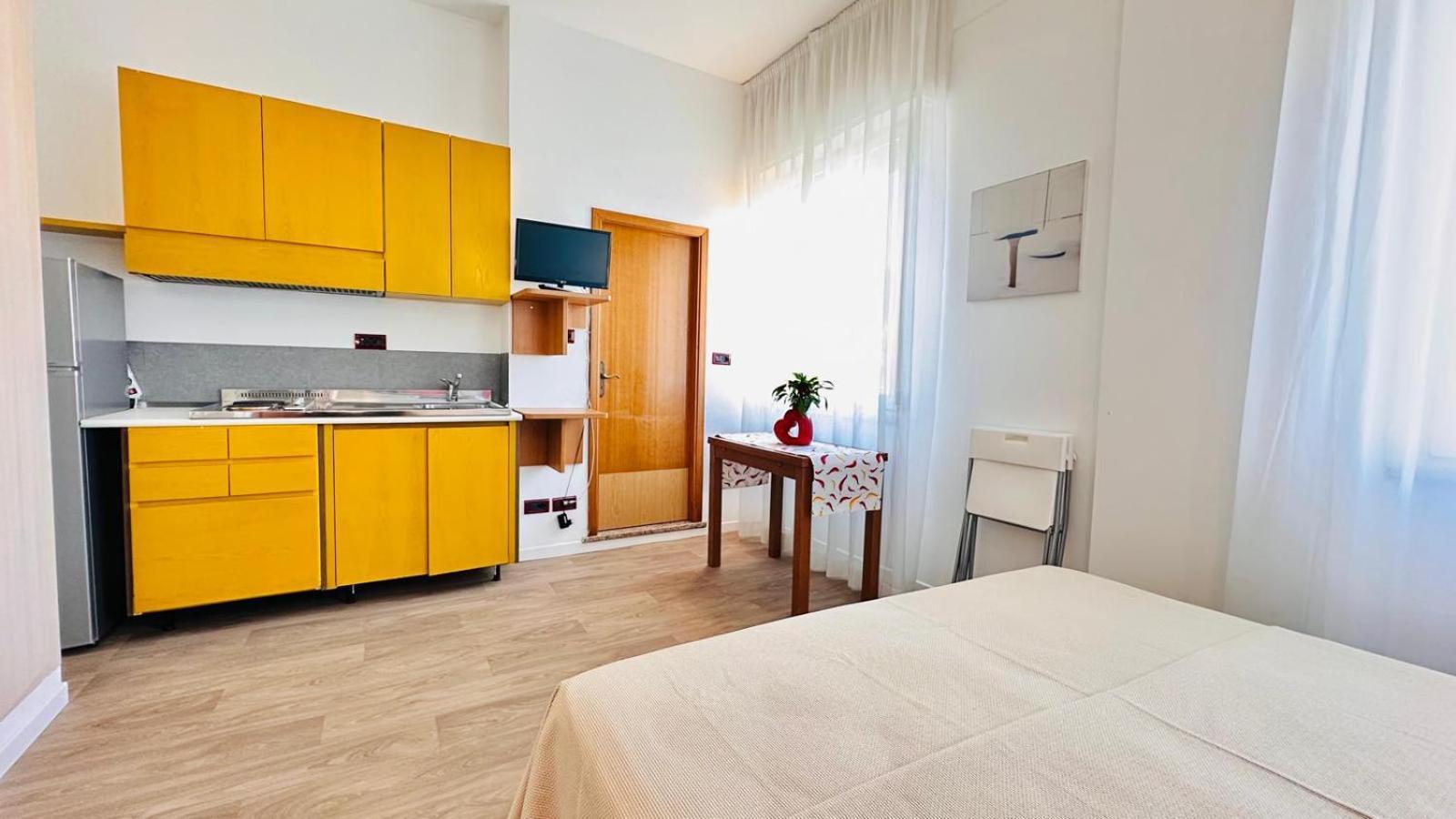 בלריה-איגאה מרינה Residence & Suites מראה חיצוני תמונה