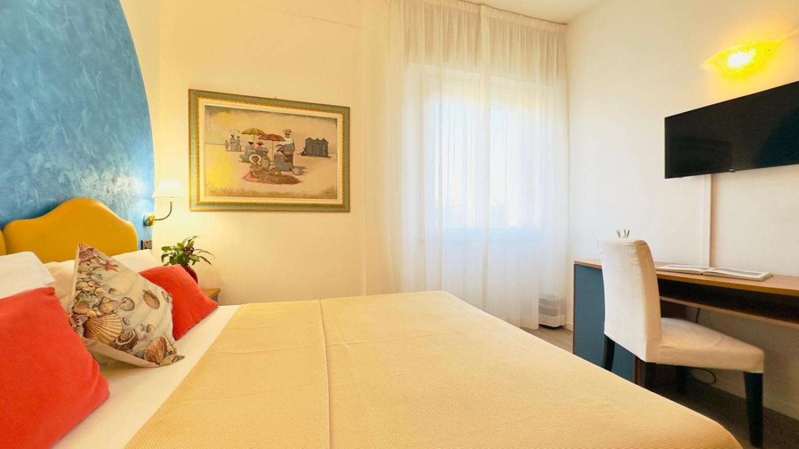 בלריה-איגאה מרינה Residence & Suites מראה חיצוני תמונה