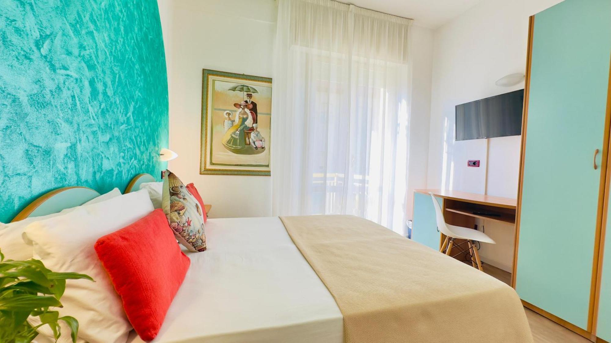בלריה-איגאה מרינה Residence & Suites מראה חיצוני תמונה